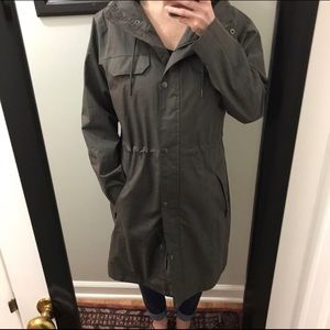 EUC Columbia Omni-tech waterproof Shell Jacket